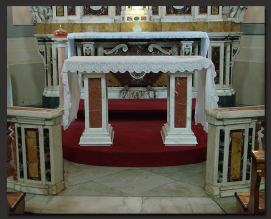 Come si presenta la cappella dopo l'intervento di Progetto Liturgico